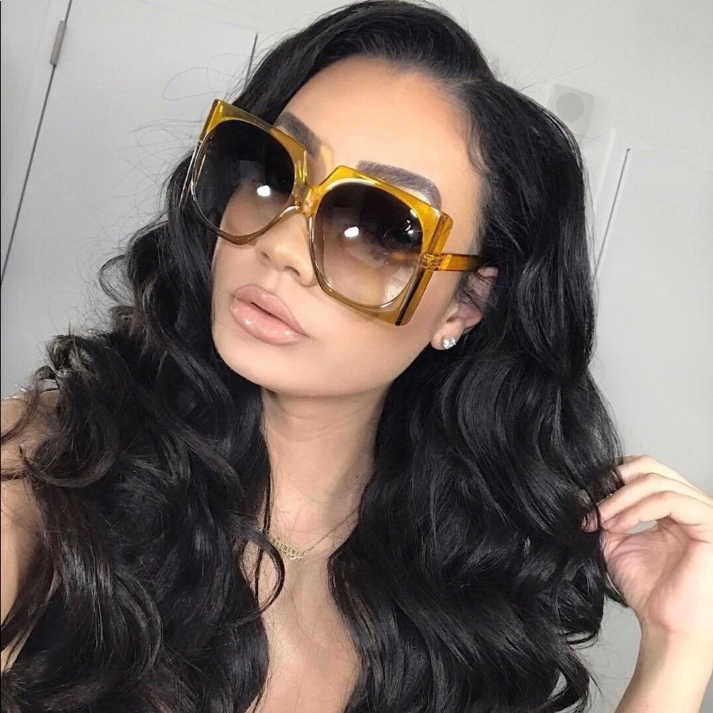 Women’s Oversized Sunglasses